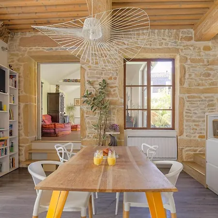 Apartmán Bon Pasteur - 2 - Lb - Cozy And Bright In Hypercenter Of